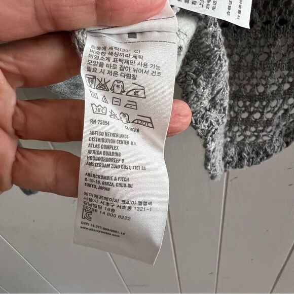 Abercrombie & Fitch Cotton Sweater NWT - Picture 3 of 10